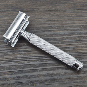 Bướm Cạo <span class=keywords><strong>Razor</strong></span> Thép Không Gỉ Kim Loại Xử Lý Hai Mặt An Toàn Dao Cạo Với Brush Cạo Kit Cạo Râu Người Đàn Ông Dao Cạo - Product Image 3