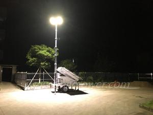 Torre de luz <span class=keywords><strong>Solar</strong></span> para remolque móvil, generador de reposo, lámpara LED de 4x100W, 2 años/2000 horas, mástil hidráulico de 7m, rotación de 360, 185R/14C