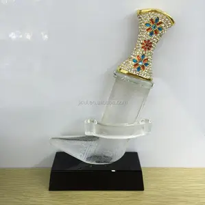 Cristal Khanjar Jambiya Gravé Dépoli Couteau Sabre Poignard comme Arabes Cadeau Souvenir Avec Base Noire