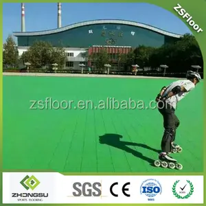 Outdoor speeltoestellen Grijpende plastic roller-schaatsen Tegels