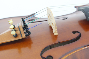 Violon d'étude en bois massif flammé 4/4 - Product Image 4