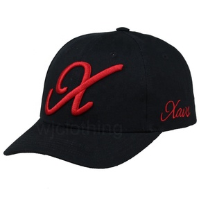Berretto da Baseball personalizzato in cotone nero a 6 pannelli all'ingrosso con motivo a lettera ricamato 3D in tessuto comune - Product Image 5