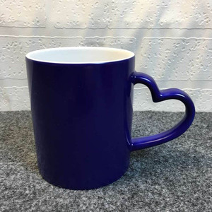 11oz quảng cáo quà tặng chén gốm cho giáng sinh/DIY Thủ công mỹ nghệ thay đổi màu sắc/ma thuật <span class=keywords><strong>Mug</strong></span> với trái tim xử lý cho thăng hoa - Product Image 4