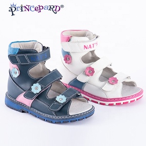 <span class=keywords><strong>Sandali</strong></span> Casual da Ragazza Princepard in Vera Pelle Bianca e Nera con Fodera in Vera Pelle per l'Estate - Product Image 1