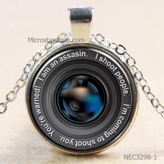 2016 EN STOCK Joyería de Moda Las Mujeres Universo Media Luna Galaxy Collar Simple