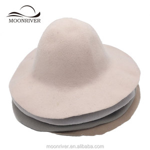 Sombrero de Fieltro Capelina de Lana sin Terminar de Color Claro - Product Image 4