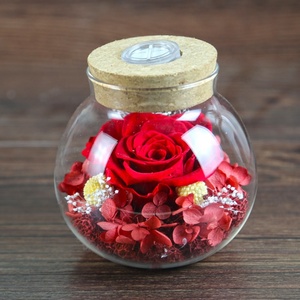 Rose avec LED vente en gros, <span class=keywords><strong>fleur</strong></span> fraîche, pour un cadeau d'anniversaire et <span class=keywords><strong>de</strong></span> noë<span class=keywords><strong>l</strong></span>, préservée dans un bouteille <span class=keywords><strong>de</strong></span> souhait, vente en gros - Product Image 3