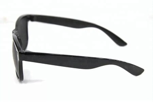 Gafas de fiesta para el cuidado de los ojos, de China, con tres puntos redondos, 2021 - Product Image 3