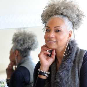 100 virgen clip en extensiones de cabello humano rizado indio, pelo natural <span class=keywords><strong>afro</strong></span> rizado <span class=keywords><strong>remy</strong></span>, cabello gris rizado <span class=keywords><strong>remy</strong></span> 120g - Product Image 3