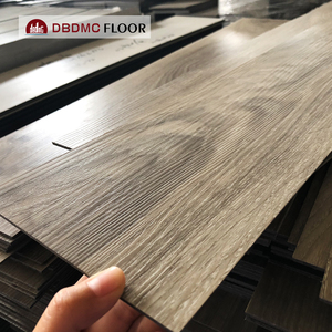 Suelo SPC Moderno y Lujoso de 4mm-7mm, Tablón de Vinilo para Interiores/Tablón de Madera Plástica con Capa de Desgaste, Tablón de PVC para Suelos - Product Image 1
