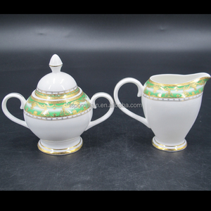 Nouvelle conception, vente chaude, service de table en porcelaine ronde dorée de style égyptien, avec un <span class=keywords><strong>prix</strong></span> <span class=keywords><strong>bas</strong></span> - Product Image 6