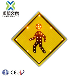 An Toàn Đường Bộ Nhôm Năng Lượng Mặt Trời <span class=keywords><strong>Led</strong></span> Tín Hiệu Giao Thông Cho Người Đi Bộ Qua Dấu Hiệu - Product Image 4