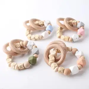 Pulsera de silicona personalizada con nombre, cuentas masticables, anillo de madera Natural, mordedor para bebé de grado alimenticio