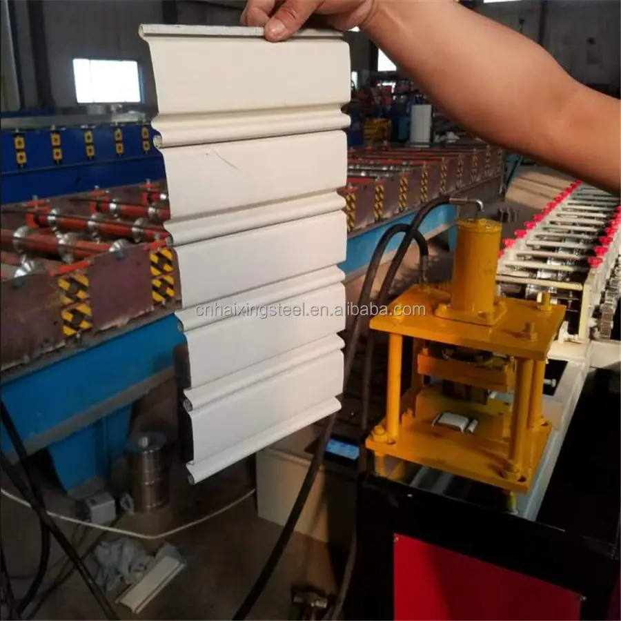 बेच उत्पादों रोलिंग शटर slats पट्टी बनाने रोल बनाने की मशीन