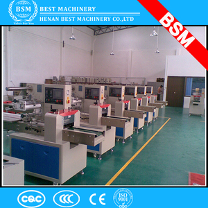 Machine d'emballage de bonbons et de biscuits à bas prix au Nigéria / Machine d'emballage de biscuits en forme d'oreiller - Product Image 4