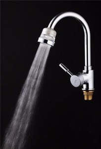 Pommeau de douche de robinet de <span class=keywords><strong>cuisine</strong></span> à haute pression à 3 fonctions - Product Image 2