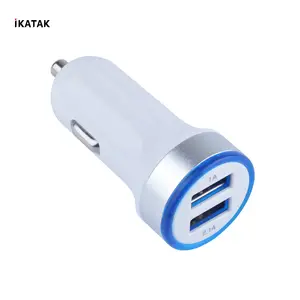 Angepasst OEM Tragbare dual ports 2.1A mobile usb auto ladegerät led licht