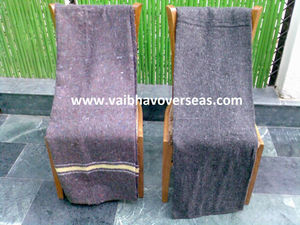 Listo Stock Avior de punto 100% poliéster ignífugo mantas de lana patrón sólido GSM 200-700 invierno hogar alivio inmediato - Product Image 6