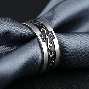 맞춤형 도매 스테인리스 스틸 에나멜 각인 기하학적 켈틱 무늬 남성용 반지 - Product Image 5