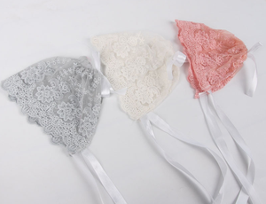 Vente chaude 2024 2024 nouveau-né bébé fille dentelle ruban de soie casquette réglable chapeau broderie fleur <span class=keywords><strong>photo</strong></span> accessoires faveurs bébé chapeau - Product Image 4