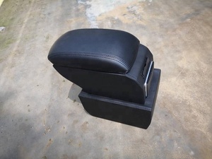 กล่องที่เท้าแขนคอนโซลกลางรถยนต์,พร้อม USB สำหรับ <span class=keywords><strong>MG</strong></span> <span class=keywords><strong>ZS</strong></span> ชิ้นส่วน<span class=keywords><strong>ภายใน</strong></span>รถยนต์หนังใหม่ปี2018 - Product Image 2