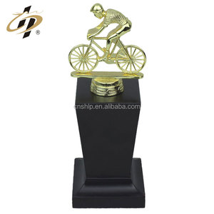 Fábrica de encargo del fútbol deporte trofeo de <span class=keywords><strong>la</strong></span> Copa con base de madera - Product Image 4