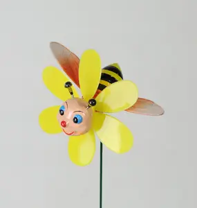 Chinese supplier wholesale custom plastic Bee garden stake