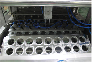 Máquina <span class=keywords><strong>de</strong></span> sellado <span class=keywords><strong>de</strong></span> llenado <span class=keywords><strong>de</strong></span> vasos <span class=keywords><strong>de</strong></span> agua mineral automática - Product Image 2