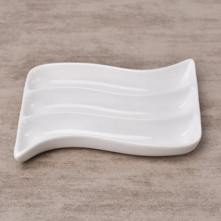 Dijual Piring Saus Keramik Putih untuk Hotel Yang Tidak Beraturan Piring Porselen