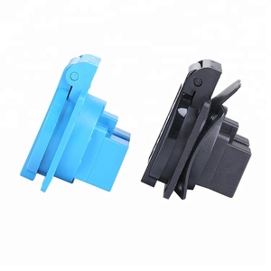 <span class=keywords><strong>Prise</strong></span> de puissance imperméable extérieure européenne bleue avec la couverture standard de Protection de <span class=keywords><strong>prise</strong></span> générale d'ue - Product Image 2
