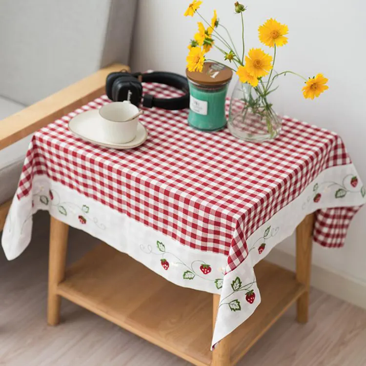 Mantel de mesa con patrón bordado de hilo de cuadros rojos de alta calidad