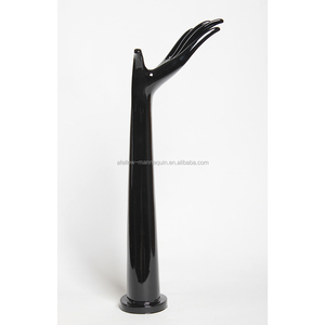 Maniquí <span class=keywords><strong>de</strong></span> <span class=keywords><strong>mano</strong></span> <span class=keywords><strong>de</strong></span> plástico negro, venta al por mayor, manos <span class=keywords><strong>de</strong></span> maniquí, exhibición barata, maniquí <span class=keywords><strong>de</strong></span> joyería, <span class=keywords><strong>mano</strong></span> SHB4 - Product Image 3