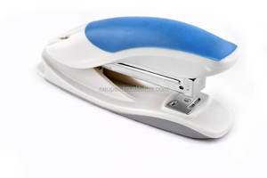 Le encantará este producto 20S de plástico la mitad de un toque menos fuerza de alta calidad de la escuela, la Oficina Accesorios de escritorio grapadora - Product Image 3