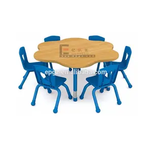 Yüksek kaliteli okul mobilyaları melamin kurulu ahşap çocuk çalışma masası ve sandalyeler okul mobilyaları