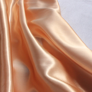 Tissu textile en gros, tissu <span class=keywords><strong>satin</strong></span>é 100% <span class=keywords><strong>polyester</strong></span> pour pyjama et vêtements de nuit - Product Image 6