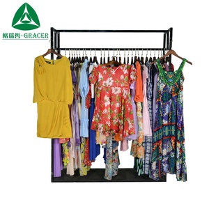 <span class=keywords><strong>Vendita</strong></span> calda di seconda mano delle donne del vestito abiti usati <span class=keywords><strong>abbigliamento</strong></span> usato all'<span class=keywords><strong>ingrosso</strong></span> della tailandia - Product Image 6