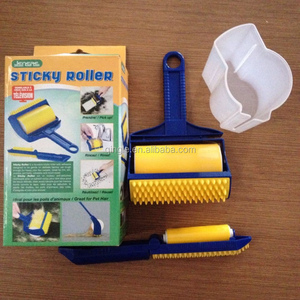 2pcs High Quality Reusable Sticky <strong>Lint</strong> Roller with Plastic Handle <strong>Brush</strong> - Product Image 3