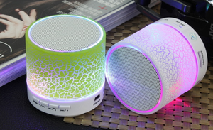 Haut-parleur Bluetooth portable mini <span class=keywords><strong>A9</strong></span> à LED, vente en gros, avec lumière LED, compatible carte TF/USB - Product Image 4