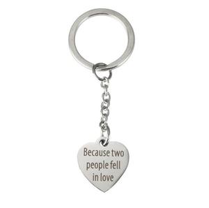 Collar con colgante grabado de plata esterlina todo porque dos personas se enamoraron para pareja - Product Image 1