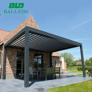 Gazebo in metallo per pergola da giardino con telaio in alluminio per tetto apribile motorizzato per esterni 3x3m in vendita