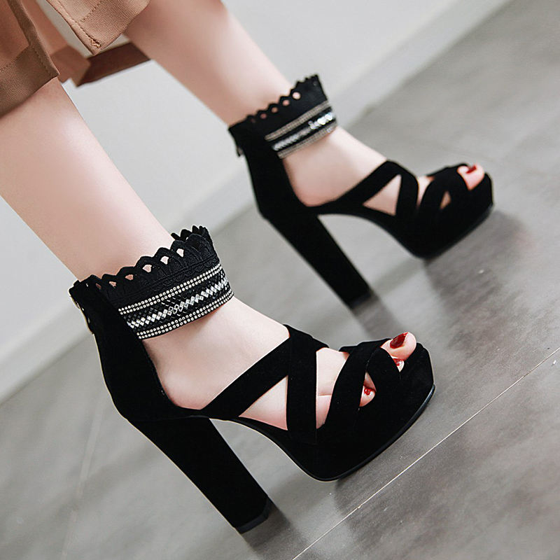 WETKISS Plus Size Atacado Boate SM Rainha Senhoras da Alta Plataforma  Sapatos de Salto Alto Bloco Sandálias Mulheres Sexy Sandálias Gladiador