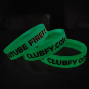 Pulsera luminosa personalizada y respetuosa con el medio ambiente forma personalizada pulsera de silicio verde para niños - Product Image 4