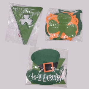 Decorazioni murali di san Patrick confezione da 3 striscioni di ghirlanda di trifoglio in feltro - Product Image 6