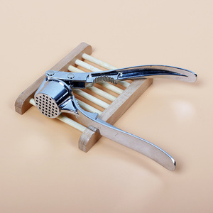 Outil de hachoir à ail de cuisine en alliage de zinc résistant à la rouille et au lave-vaisselle avec poignée ergonomique - Product Image 2