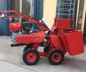 Factory supply and widely used Agricultural walking tractor driven mini corn harvester