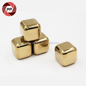 Cubetto di ghiaccio riutilizzabile di forma quadrata in acciaio inox all'ingrosso personalizzato per uso alimentare titanio oro per il vino - Product Image 1