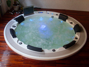 Estilo europeo de lujo 6 persona spa SR831 <span class=keywords><strong>bañera</strong></span> <span class=keywords><strong>redonda</strong></span> de <span class=keywords><strong>hidromasaje</strong></span> al aire libre - Product Image 1