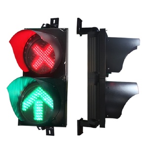 Feu de signalisation de la norme internationale 200mm LED avec la flèche verte de croix rouge - Product Image 1