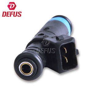 DEFUS工場新着インジェクションバルブOEMFi114991 AIXAM 400 2000-2005自動車部品燃料インジェクターノズルFi114991 - Product Image 2