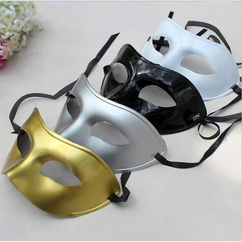 Offre Spéciale Masque de mascarade pour hommes Déguisements Masques vénitiens Demi-masque en plastique en option Multicolore